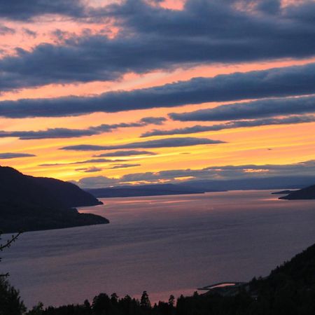 Luxury Mountain Villa Strandlykkja Bagian luar foto